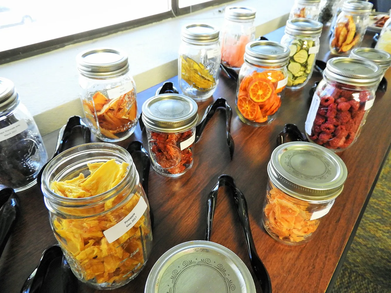 파인애플 가공품 이해를 위한 참고 이미지